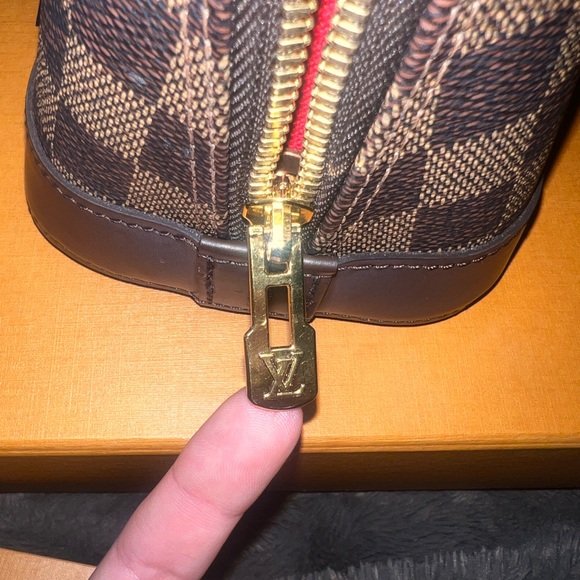 COPY - Alma bb bag only worn 3 times almost like new - Picture 6 of 10